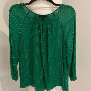 J. Crew Green flowy Swiss dot top size 8